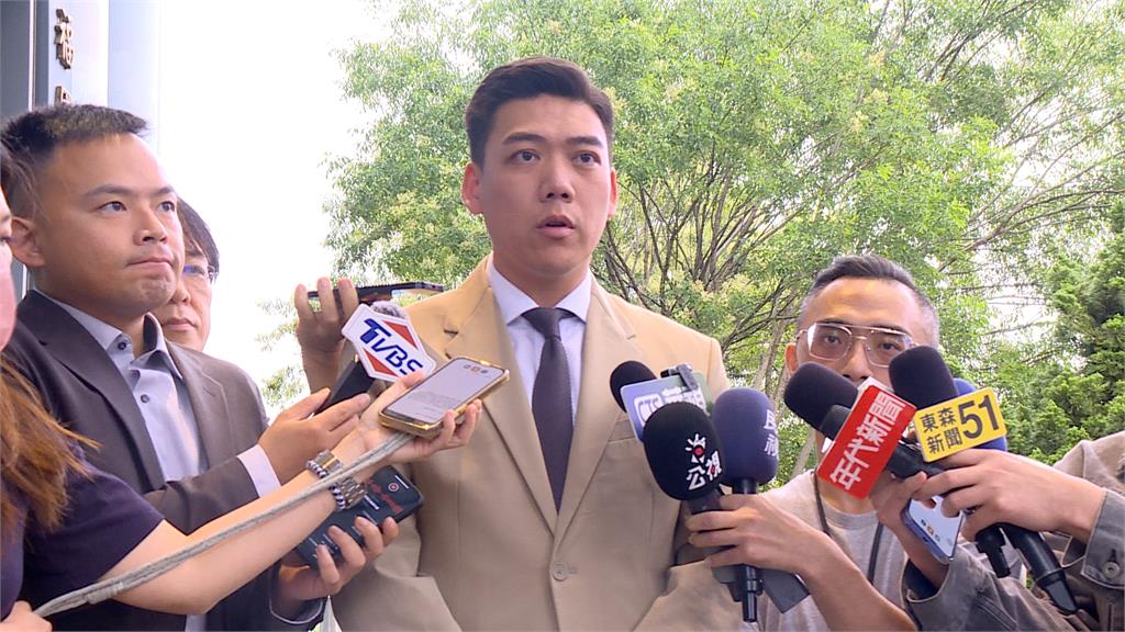 向前行(影)/賴苡任曝罷綠委連署書來源!徐嶔煌分析:檢討「敗戰責任」徵兆!