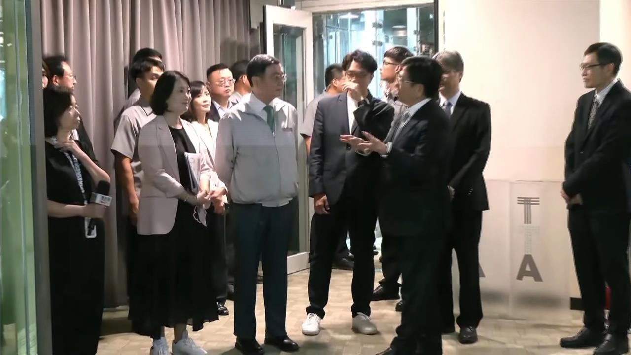 力挺沈伯洋！卓揆視察新創基地　喊台北市要新科技也要新人才