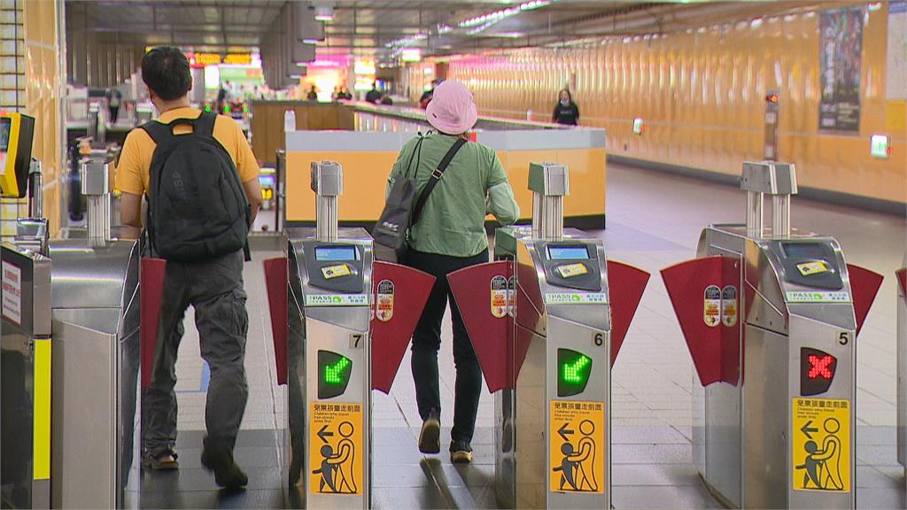 TPASS通勤月票上路「壓力測試」　台鐵估週一人潮5倍以上