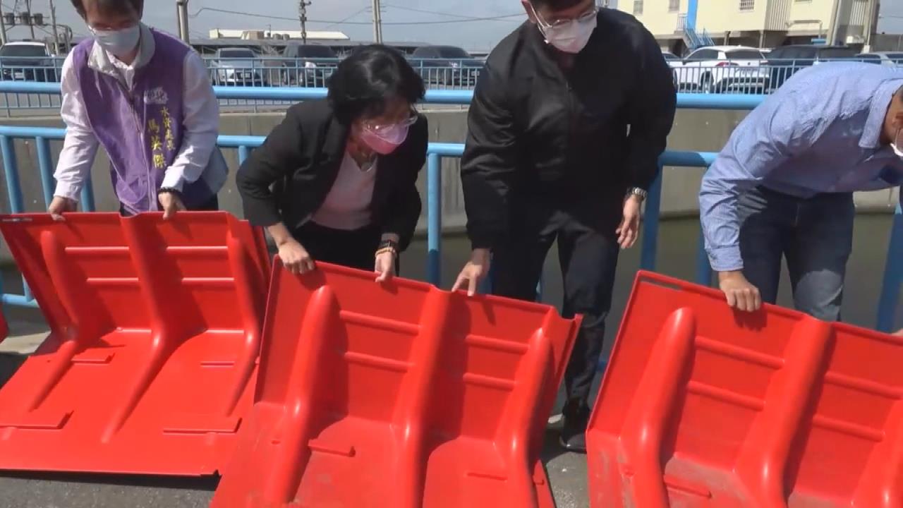 彰化縣府砸1200萬採購3000片防水擋板　民眾：不如先清水溝