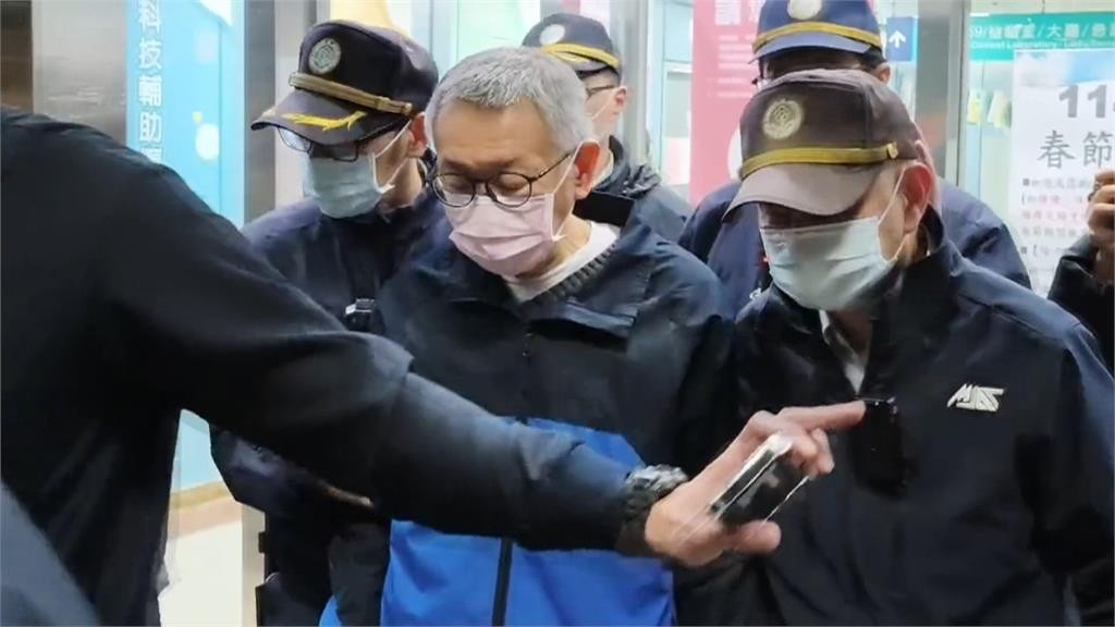 陳佩琪喊「司法不公」小草幫嗆聲！四叉貓反擊「22字」掀全網熱議：哇