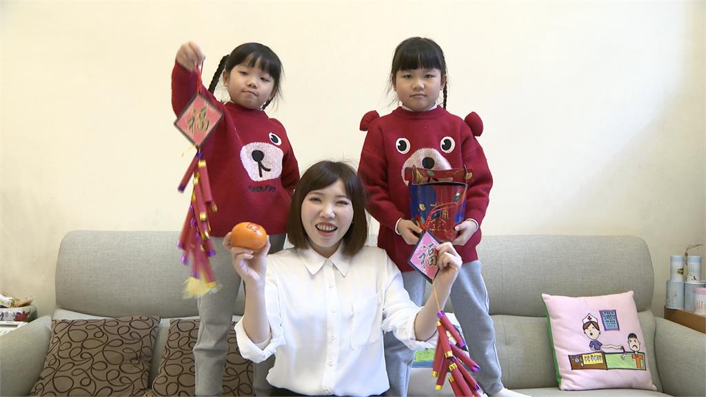 女兒是寶！李宇翔帶上場打球　張維倩料理有幫手