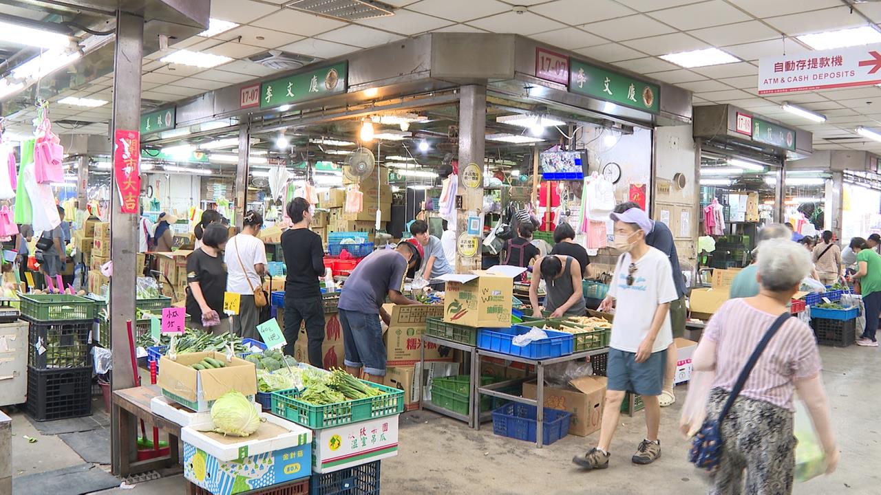 蔬菜產量還沒恢復颱風又要來　婆媽化身「菜價博士」精打細算
