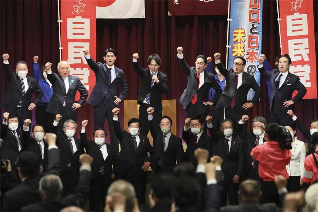 日本參眾議院5席補選「自民黨拿下4席」　岸信夫兒子順利接班