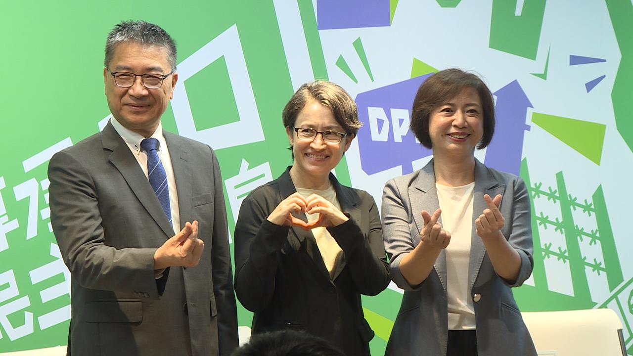 民進黨創黨40週年青年座談　蕭美琴讚何欣純親力親為
