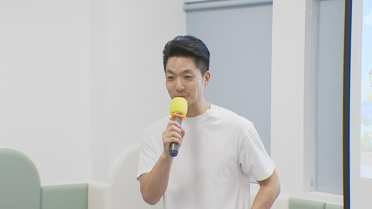快新聞／為什麼蔣萬安聽不懂問題？教授狠揭問A答B真相：腦中只剩標準答案