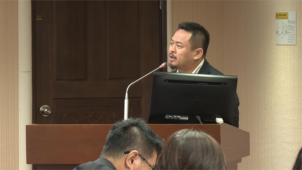 「巴氏量表政策」遭疑政治操弄　洪申翰怒斥：對同仁不公平
