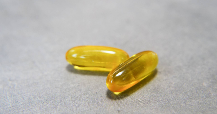 補充魚油能護心？　醫揭真相：3類人別亂吃