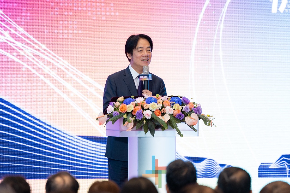 總預算卡關、國防受阻　賴清德撂重話開嗆藍白政治操作：別再談憲政