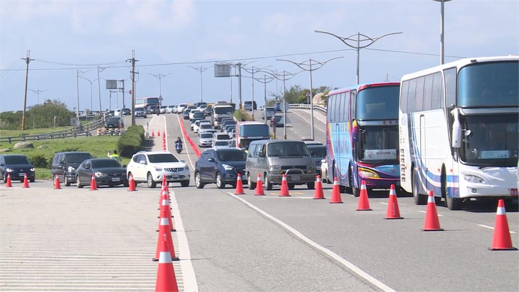 花東海岸公路大塞車 台東市回堵七公里