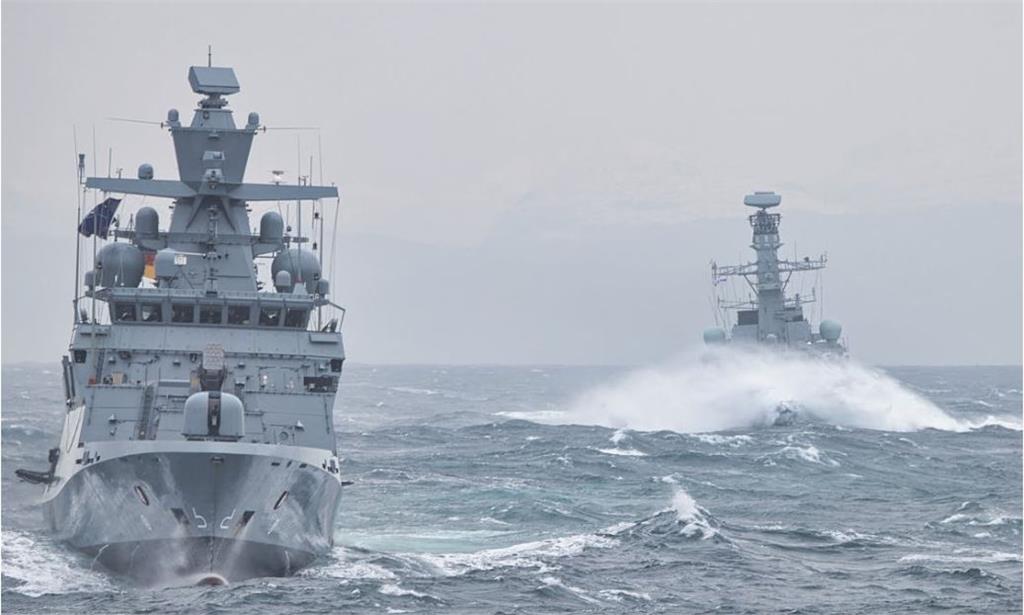 海軍中和艦與中國漁船擦撞　海巡署協處調查