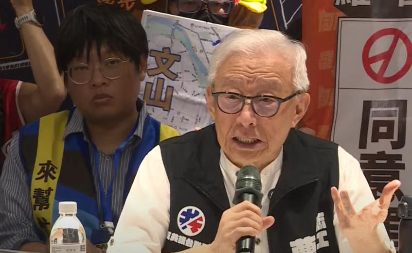 快新聞/26藍委反擊罷免祭「法律戰」 曹興誠怒:手段與中共高度結合
