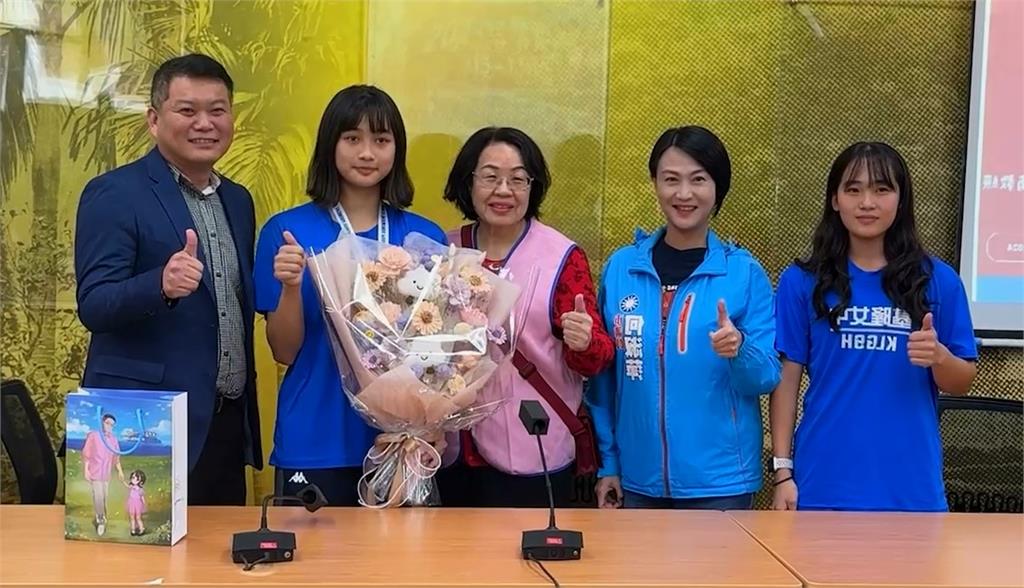 基隆跆拳道選手香港摘1金1銀　謝國樑出席慶功宴祝賀