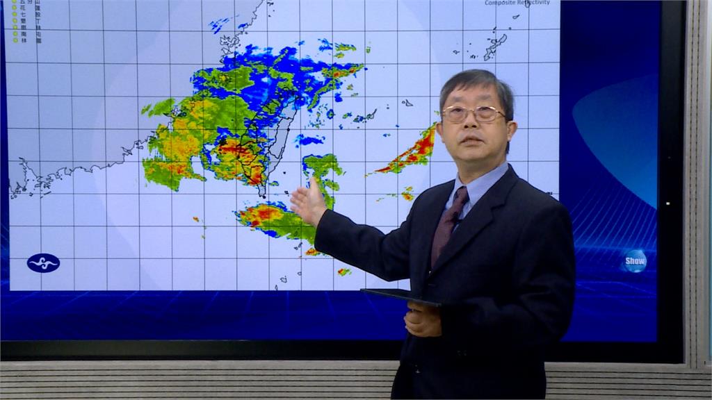 鋒面逼近！雨彈狂襲中南部　週五、週六雨勢最大