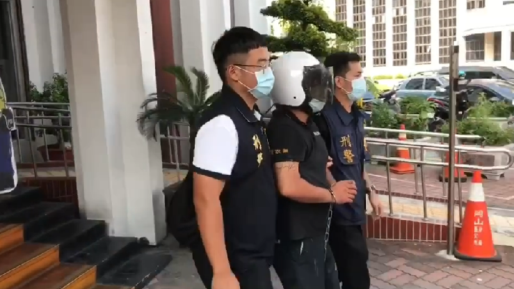 快新聞／男倒路旁「背滿是毆打燒燙傷 」不敢報案 岡山分局追緝5男1女
