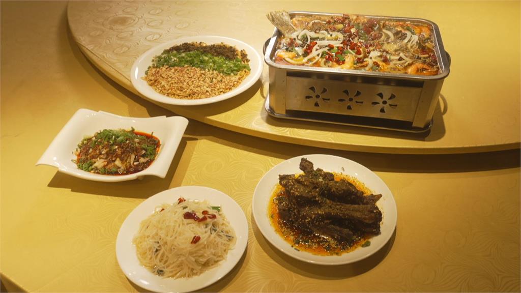 尹鳳復刻家鄉料理創業　祖傳秘制配方獨特川味