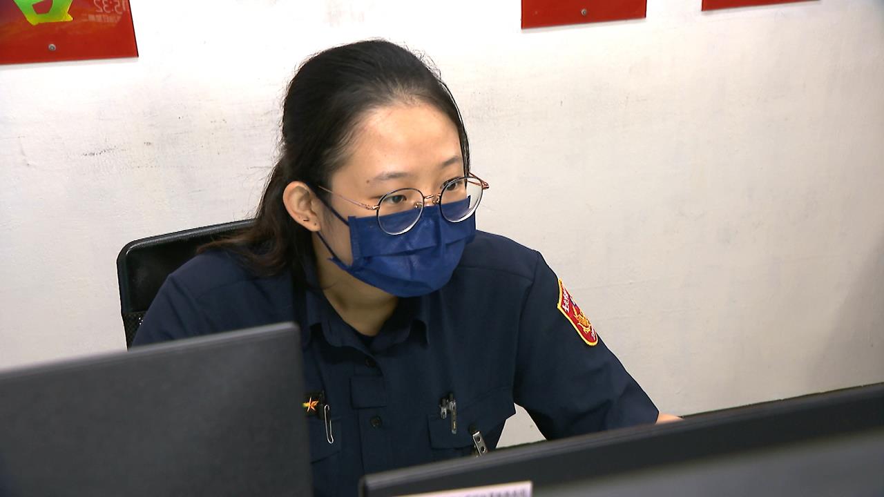 乘客台北公車站前突倒地濺血 護理背景女警急救穩定傷勢