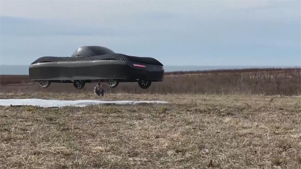 科幻片成真！馬斯克投資　美「電動飛天車」試飛片曝光