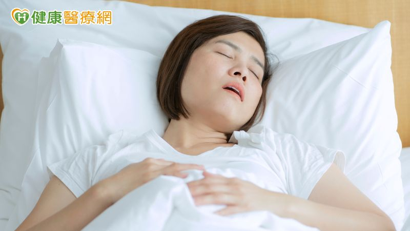 45歲女睡覺打鼾聲大到嚇人　竟是「舌根肥厚」惹禍&nbsp;