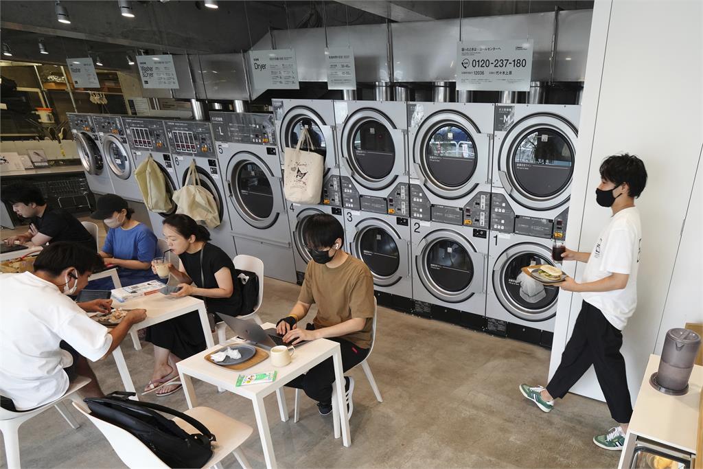 日本洗衣店制定「浮動式」收費 這個時段來更便宜