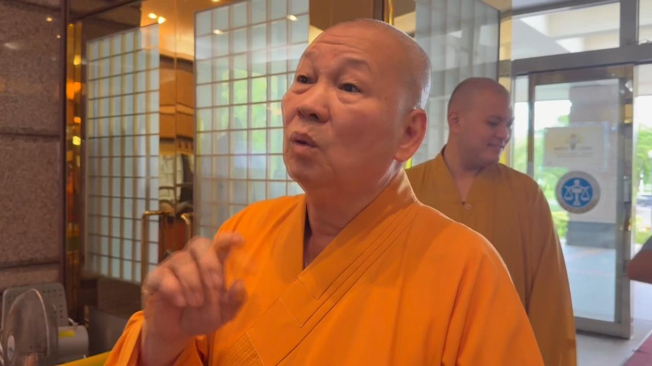 北市魚丸老店控母遭騙捐3億 東林寺住持:家屬自願無詐欺