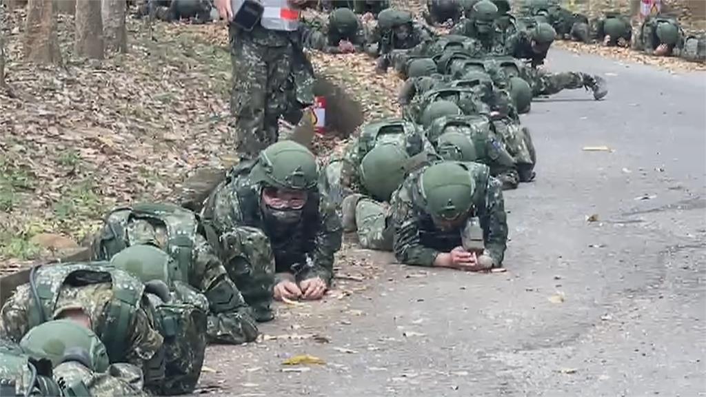 最硬教召！　7km行軍、營戰備任務綜合演練同步演訓