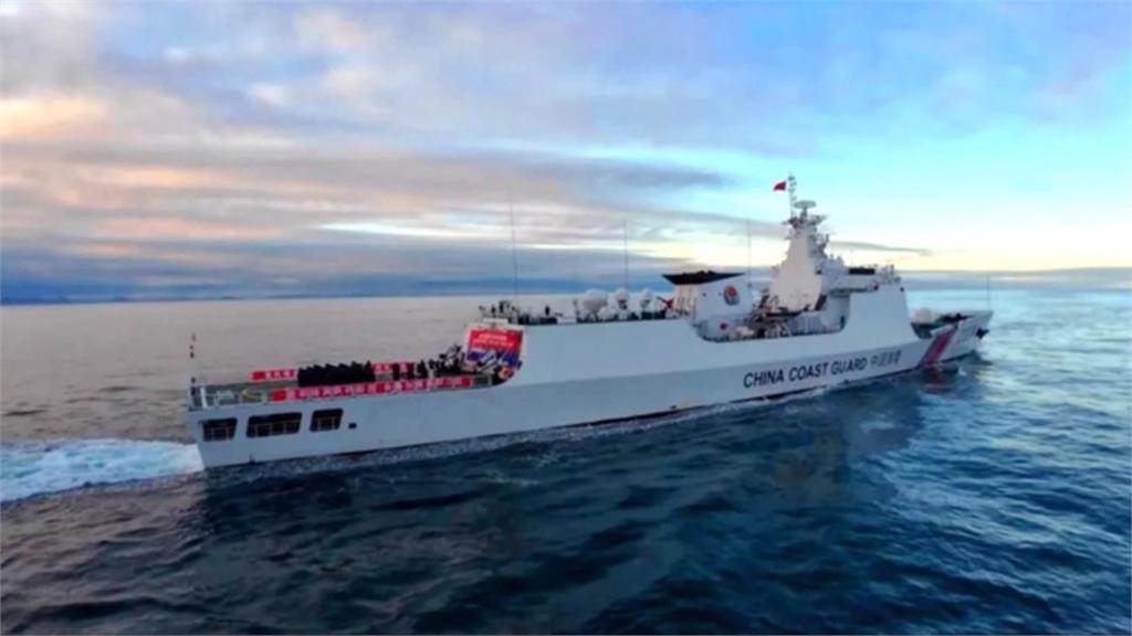 搶極圈戰略要地？　中國海警艦首入北極海域