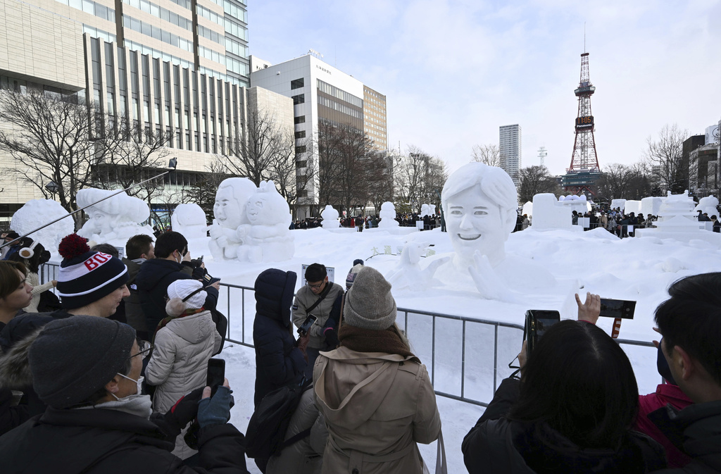 北海道札幌雪祭盛大開幕　200座大小雪雕、各式活動吸引遊客