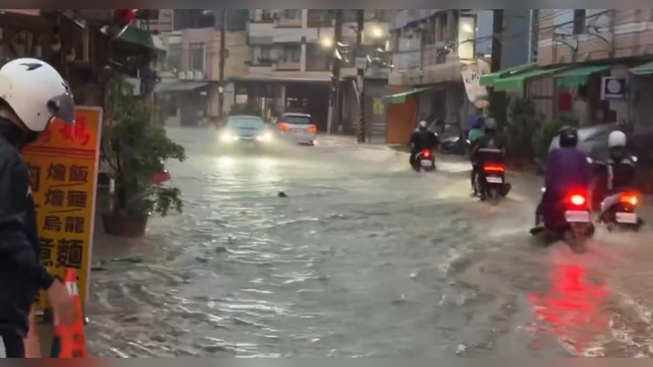 比颱風天更像颱風！　雨彈轟炸南投市區「積水達30公分」