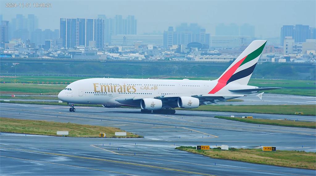快新聞／康芮襲台航班大亂！桃機首出現5架A380客機疏運　2時段入出境高峰