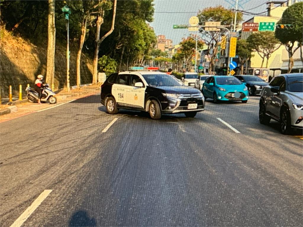 龜山大貨車油漏滿地渾然不知！害3機車騎士慘摔滿身傷