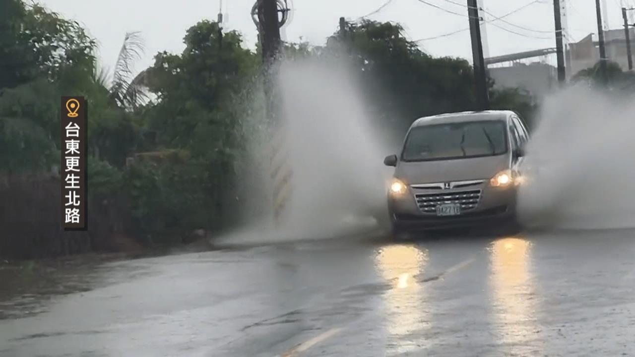 台東豪雨! 東65線泥流沖民宅 "台鐵南迴線.台東線"停駛