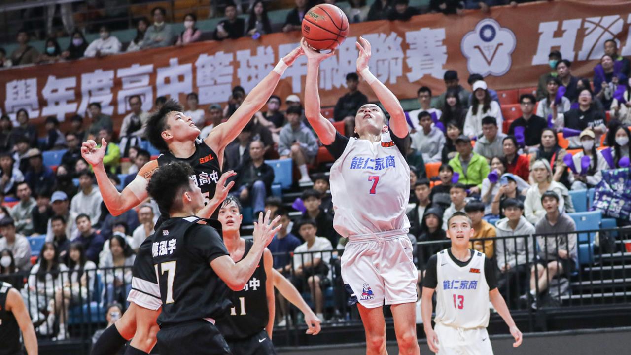 HBL(影)/沒門票的看這邊!小巨蛋決賽釋出現場候補 男女冠軍隊加碼爭百萬休旅車