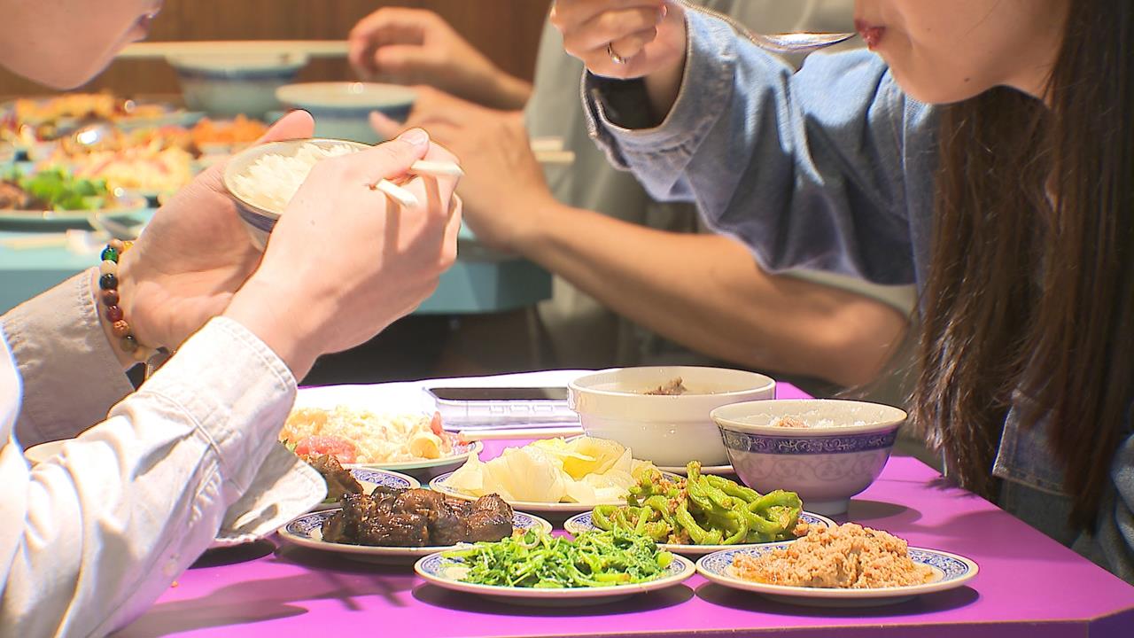 信義區宵夜戰！必比登清粥小菜插旗　首度加入外送服務