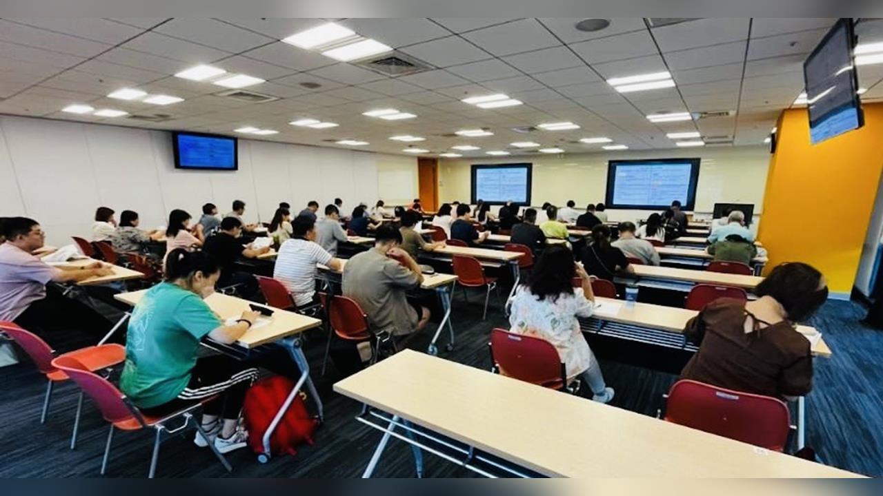 「AI先行,百師擁證」 基隆教師化身AI教育先鋒 報考通過率達98%