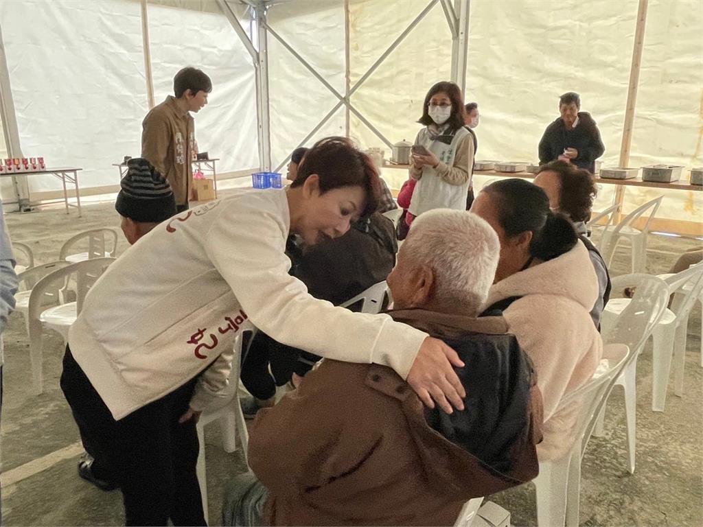 台南受地震災損多 陳亭妃允助居民重建家園