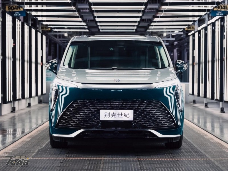 挑戰 Lexus LM     Buick GL8 世紀 CENTURY 首批量產車正式下線