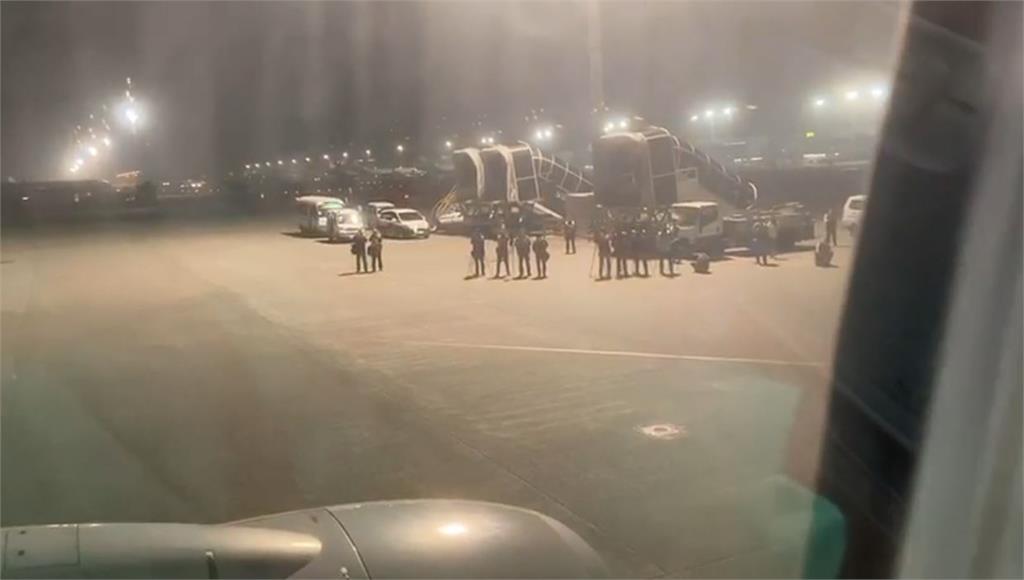 夜線／鑽石公主號包機抵台檢疫！陳日昇感動：會繼續接受隔離監督