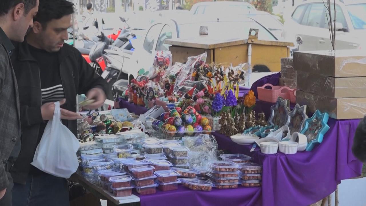 通膨失控！ 伊朗發行1千萬新鈔「僅值7美元」 民眾仍瘋搶