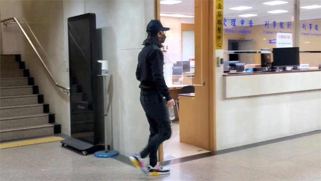 好久不見! 藝人李威竟捲精舍殺人案 幕後藏鏡人疑為佛學作家