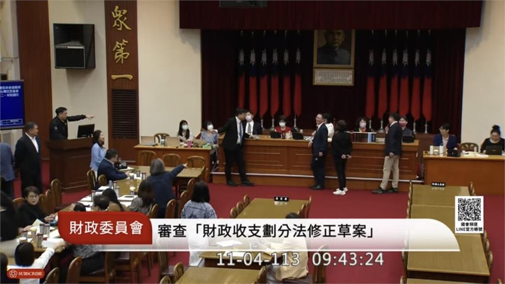 快新聞／藍委嗆高雄立委「沒有你說話地位」　黃捷：又一位比你大的立委！