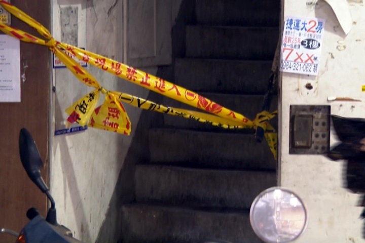 五樓住戶逃過火劫 想回家拿財物進不去
