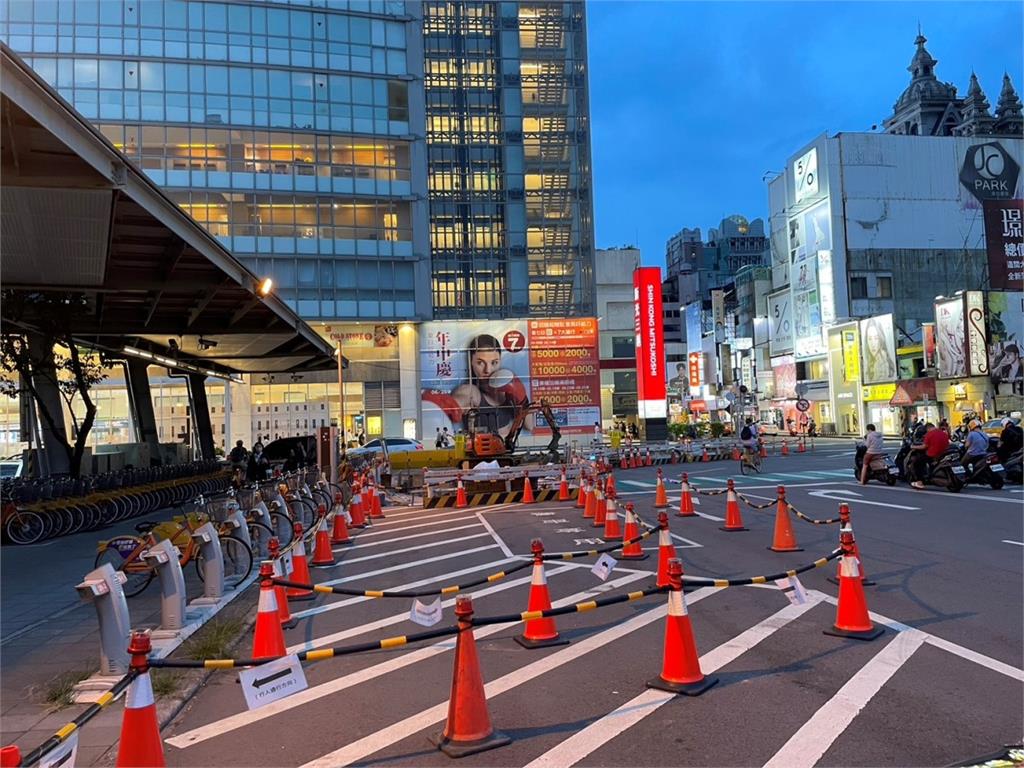 桃園火車站前淹水有救了！市府改建道路側溝　預計明年3月完工