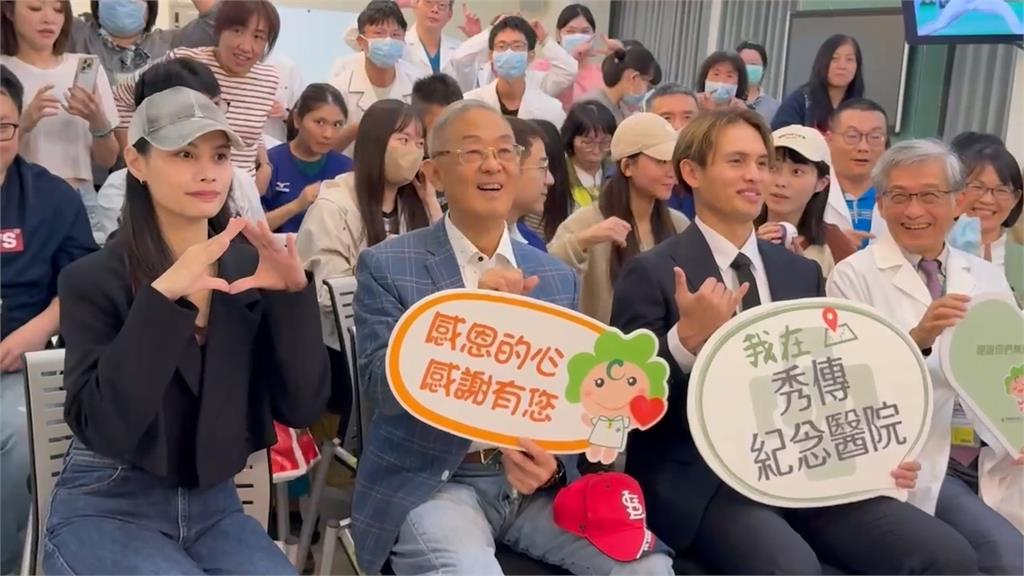 12強賽「勝投王」張奕零失分　彰化秀傳特邀辦簽名會