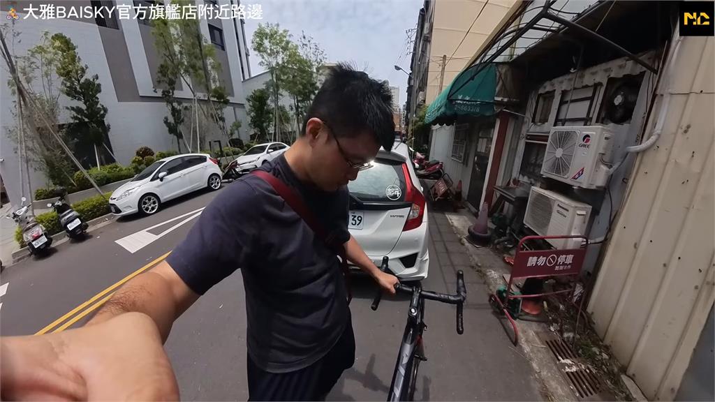 入坑公路車很燒錢？他搞定一台「二手車」花2萬　見車況笑喊：CP值超高