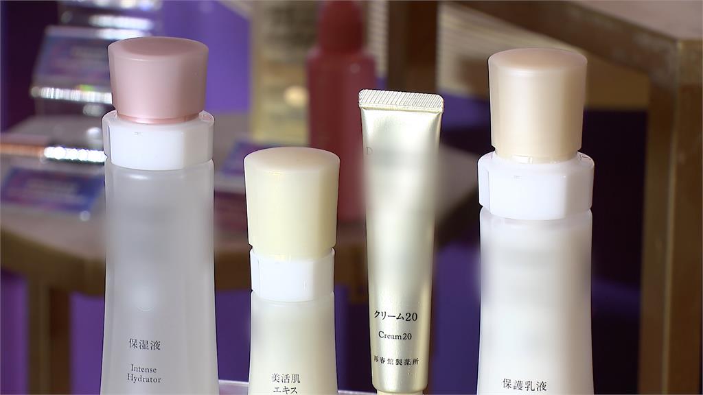 苗可麗擔任日本保養品牌大使　出席美妝界奧斯卡活動