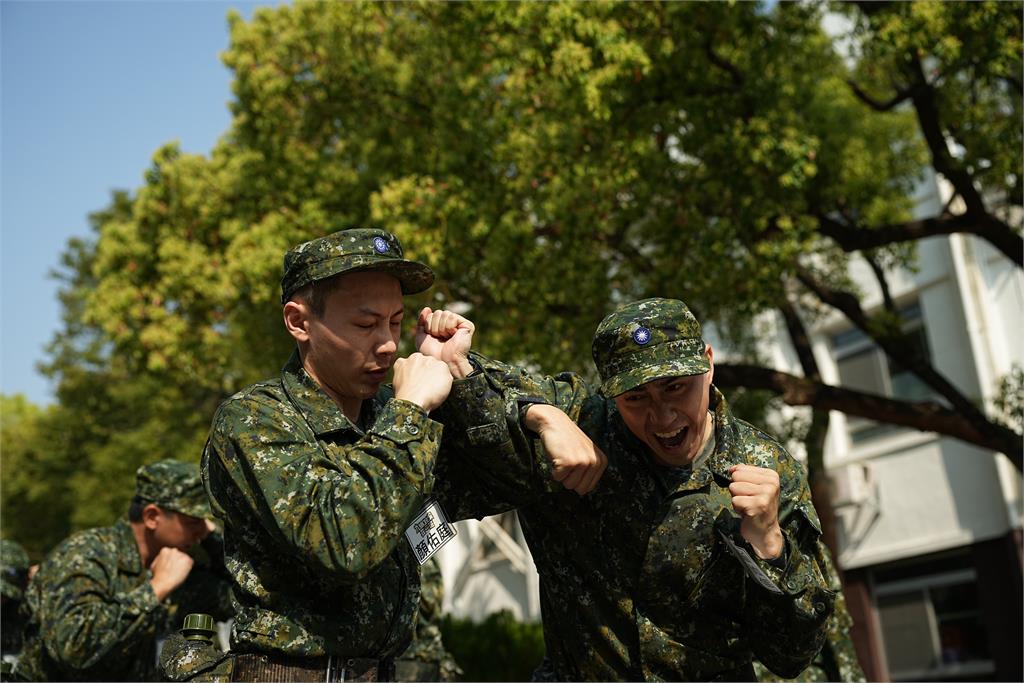 顏佑庭《九條好漢在一班》壓力爆表   靠陶晶瑩鼓勵找回自信