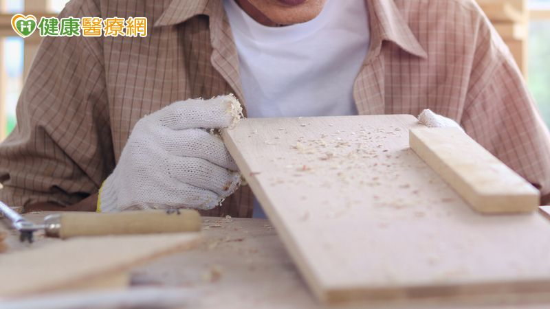 「手作木筷」喚回熟悉記憶 醫院攜手在地場域推「社會處方箋」