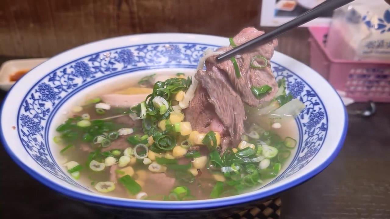 網友留負評批「獨厚消防」　牛肉麵業者受訪曝感人原因