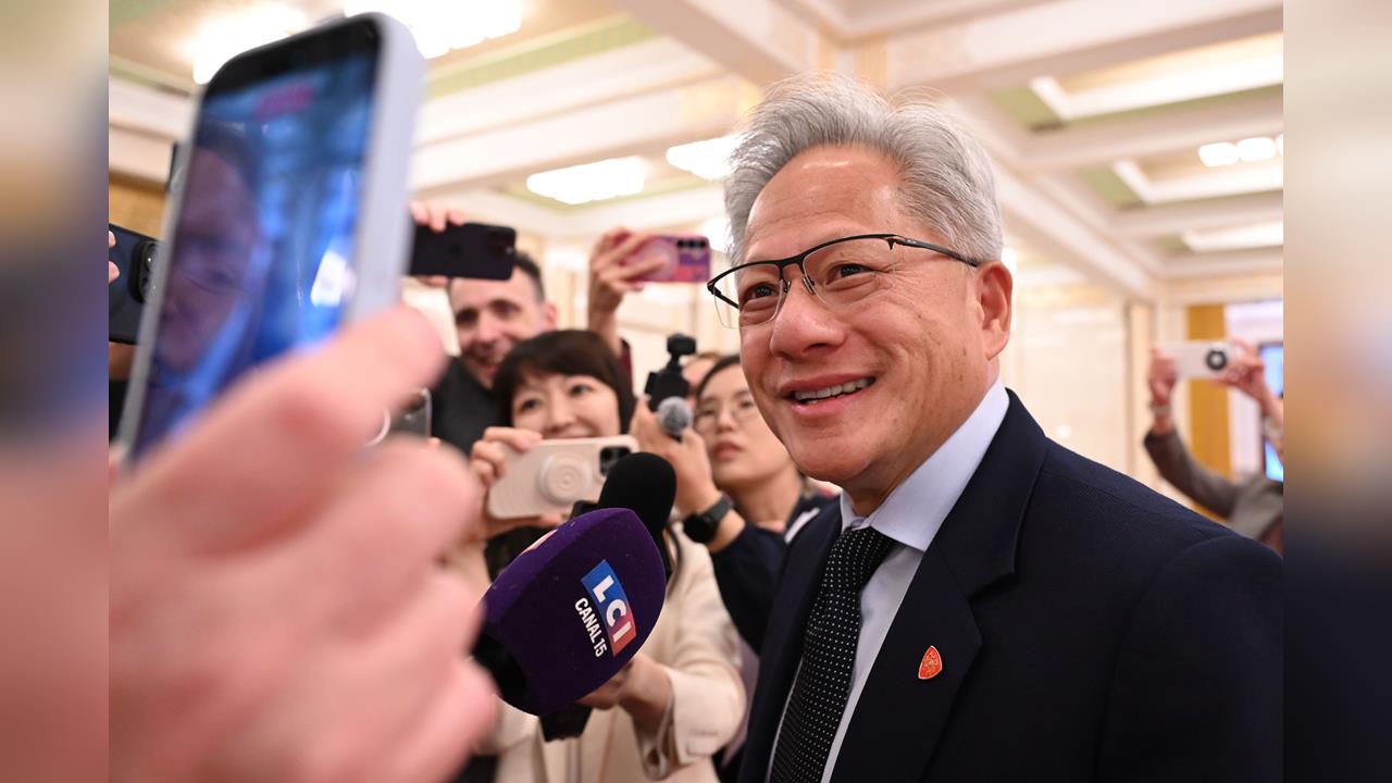 川普訪中行黃仁勳最後上機　網友KUSO生成「不可能的任務」